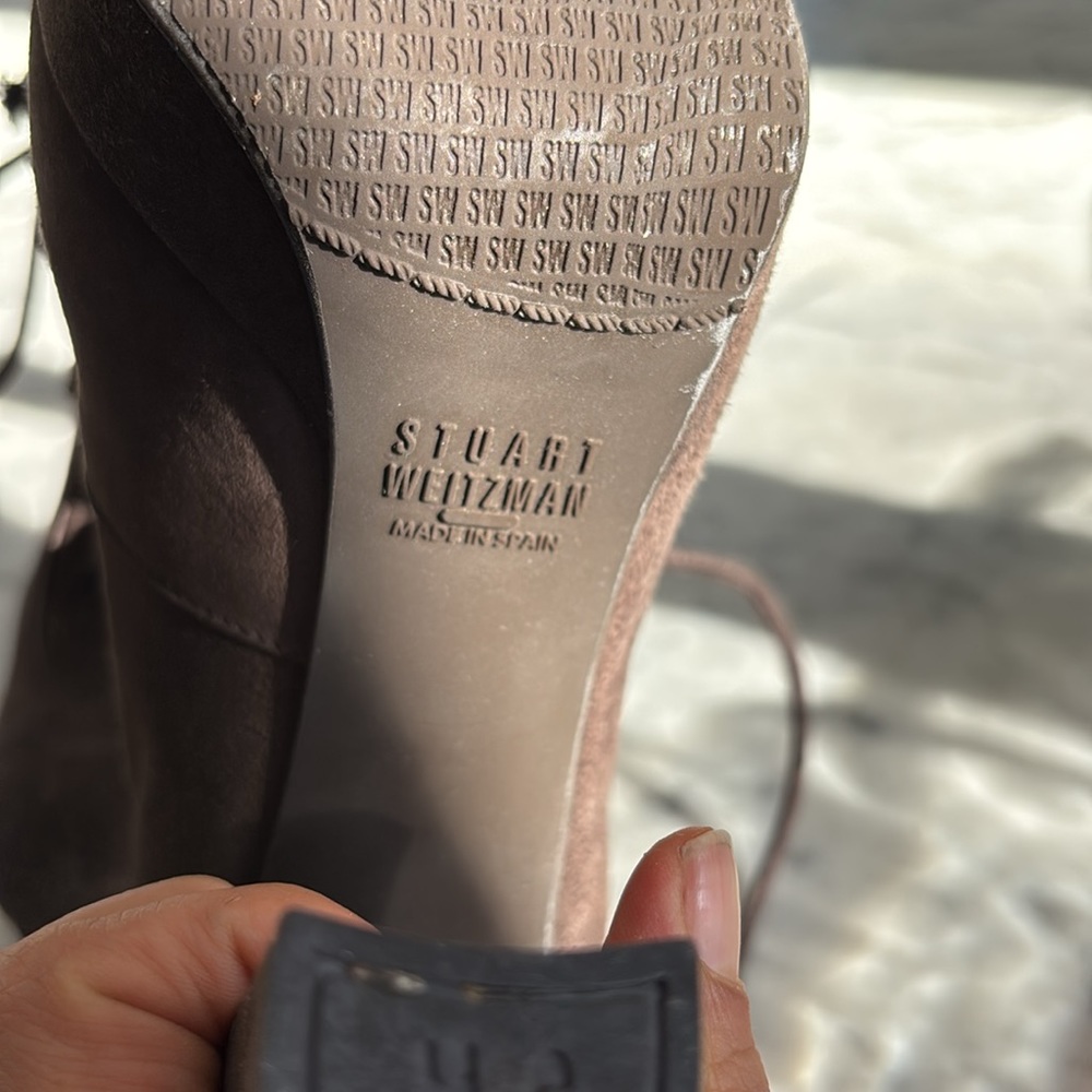 Stuart Whitzman Closed Toe Half Boot Size 6m - image 6